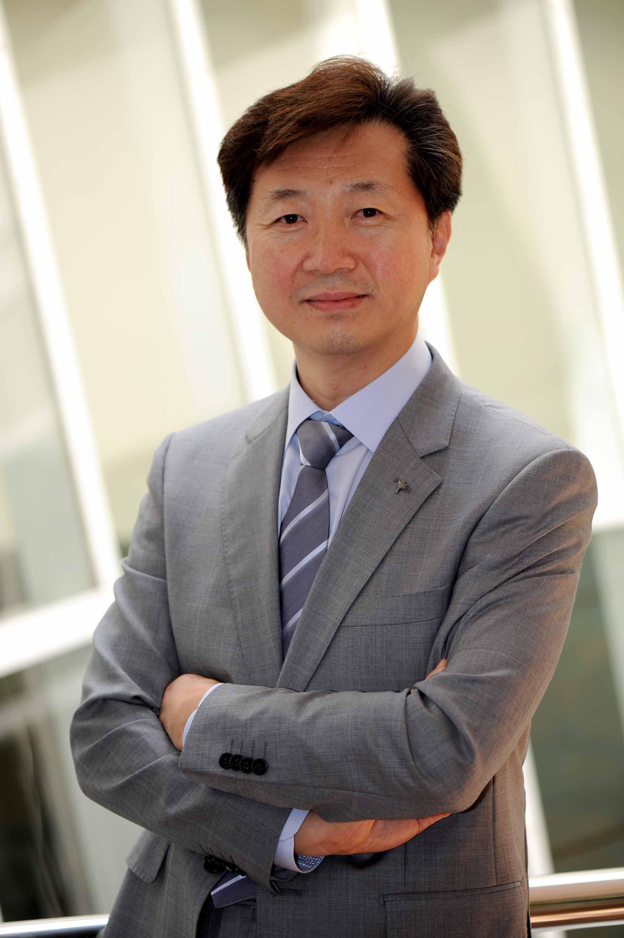 Chang Sik Yu logo