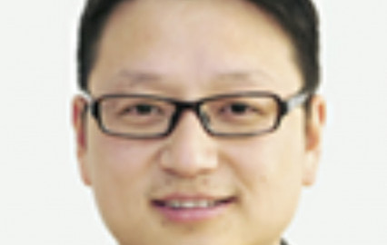 Yongbo Chen logo